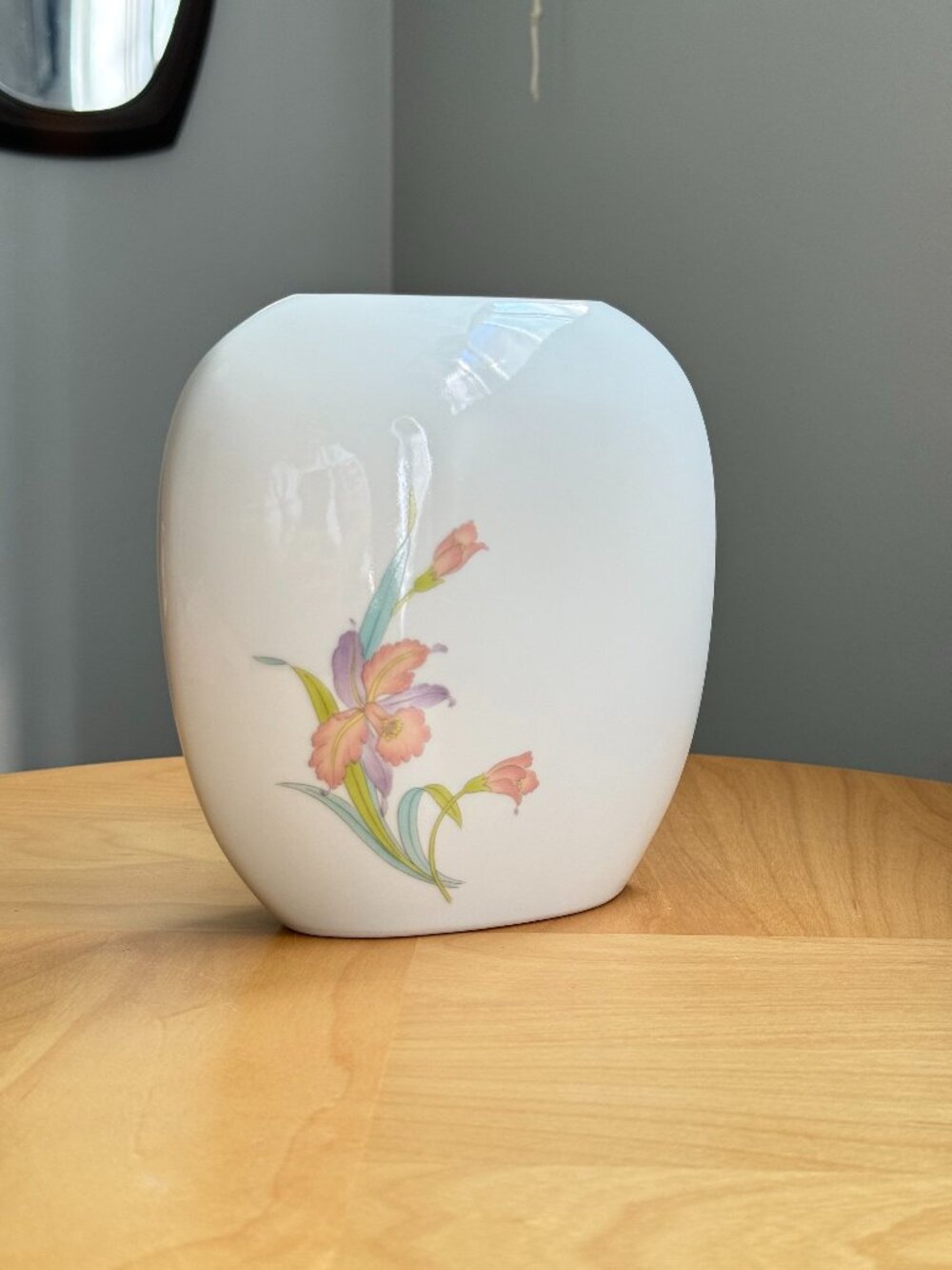 Medium Orchid Mist Pattern Vintage c1980s Porcelain Flower Vase by Otagiri Japan